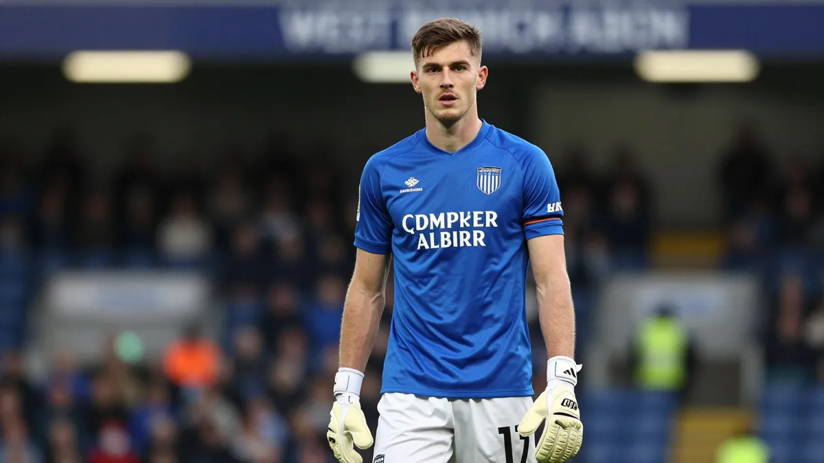 West Bromwich Albion Sign French Defender Nolan Galves on Four-Year Deal