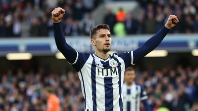 West Bromwich Albion moved to 10 points in the Championship with a commanding 3-0 home win against Watford