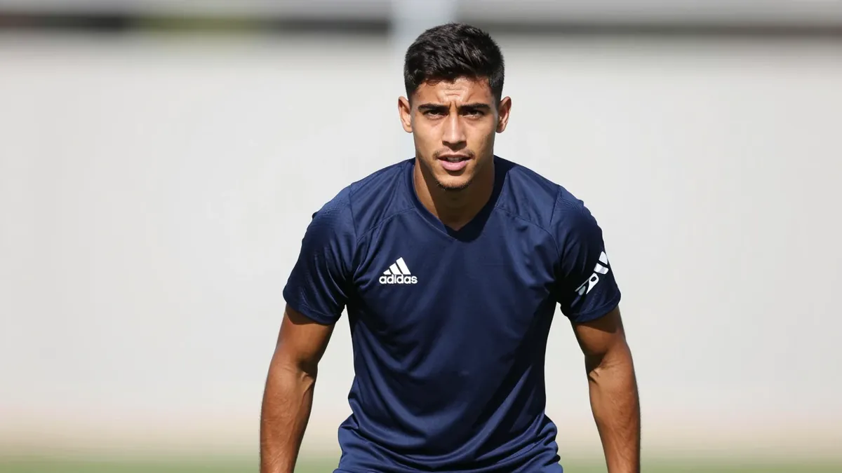 West Bromwich Albion focused on signing young talent this summer, while midfielder Cole Deeming is linked with a loan...