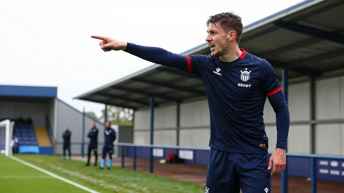 West Bromwich Albion captain George Campbell says his focus is solely on Sunday's Black Country derby against Wolves...